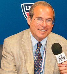 KickServeRadio.com is kicked off by Steve Flink joining AZ